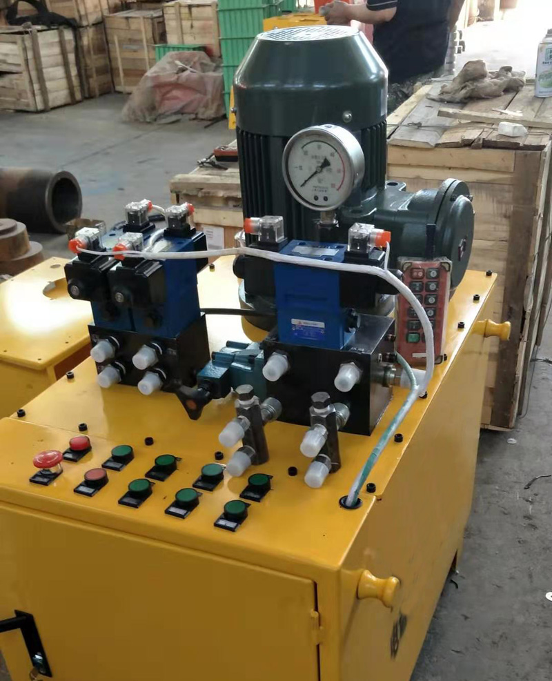 电动液压油泵生产现场