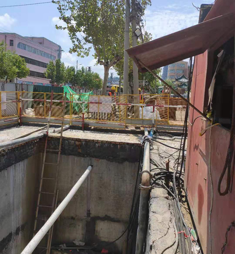 日照污水管道铺设采用泥水平衡顶管机顺利完工