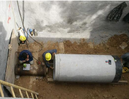 水泥管顶管机占用人工多为什么还在继续使用