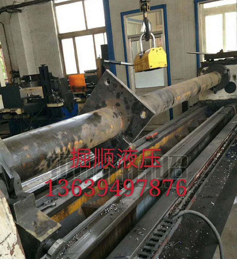 顶管机千斤顶生产设备